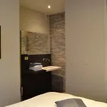 Charles Cabour Bed & Breakfast