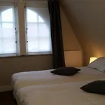 Charles Cabour 3* De Panne