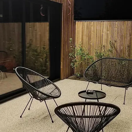 Charles Cabour 3* De Panne