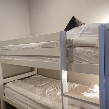 Charles Cabour Bed & Breakfast De Panne