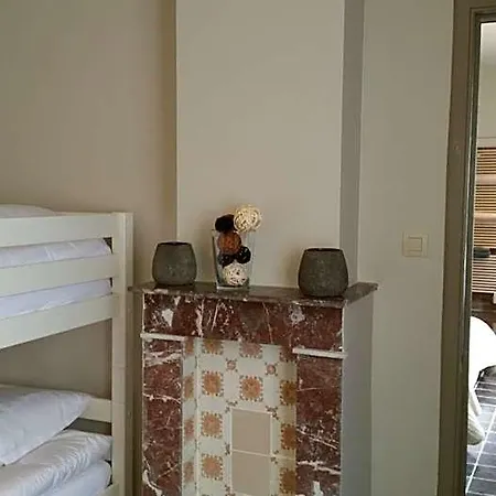 Charles Cabour Bed & Breakfast De Panne