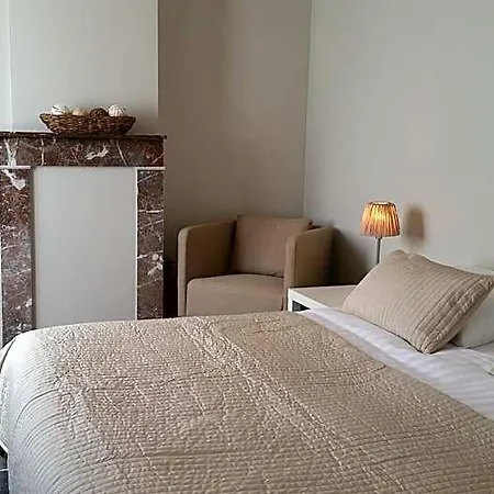 Charles Cabour 3*