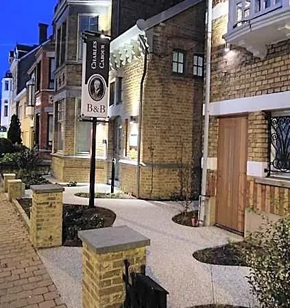 Bed & Breakfast Charles Cabour 3*