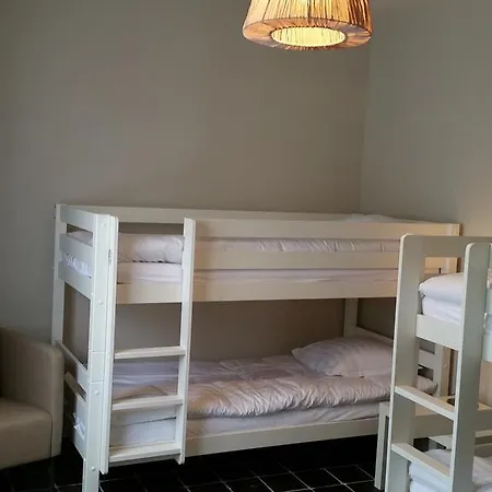 Nocleg ze śniadaniem Charles Cabour