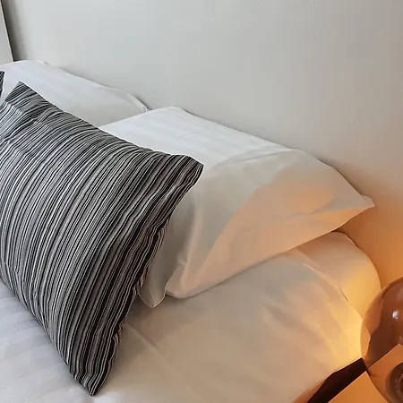 Charles Cabour Bed and breakfast De Panne