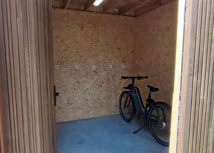 Charles Cabour Bed & Breakfast 3*