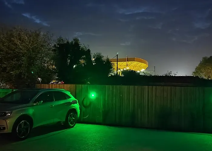 Charles Cabour Bed & Breakfast 3*