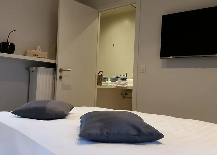 Charles Cabour 3* דה פאן